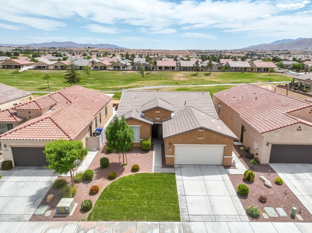 10551 Green Valley Rd, Apple Valley, CA 92308