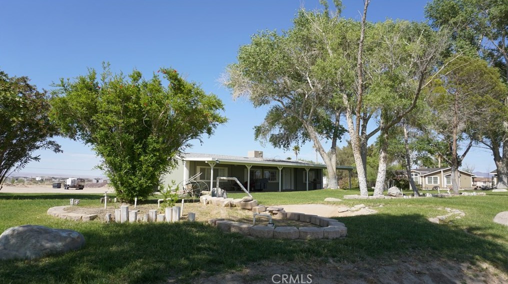 48197 Valley Center Rd, Newberry Springs, CA 92365