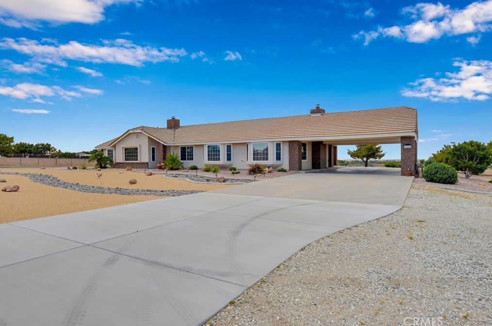 11854 Farmington St, Hesperia, CA 92344