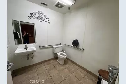 16490 Walnut Street, Hesperia, CA 92345 - Photo 24