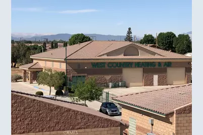 16490 Walnut Street, Hesperia, CA 92345 - Photo 2