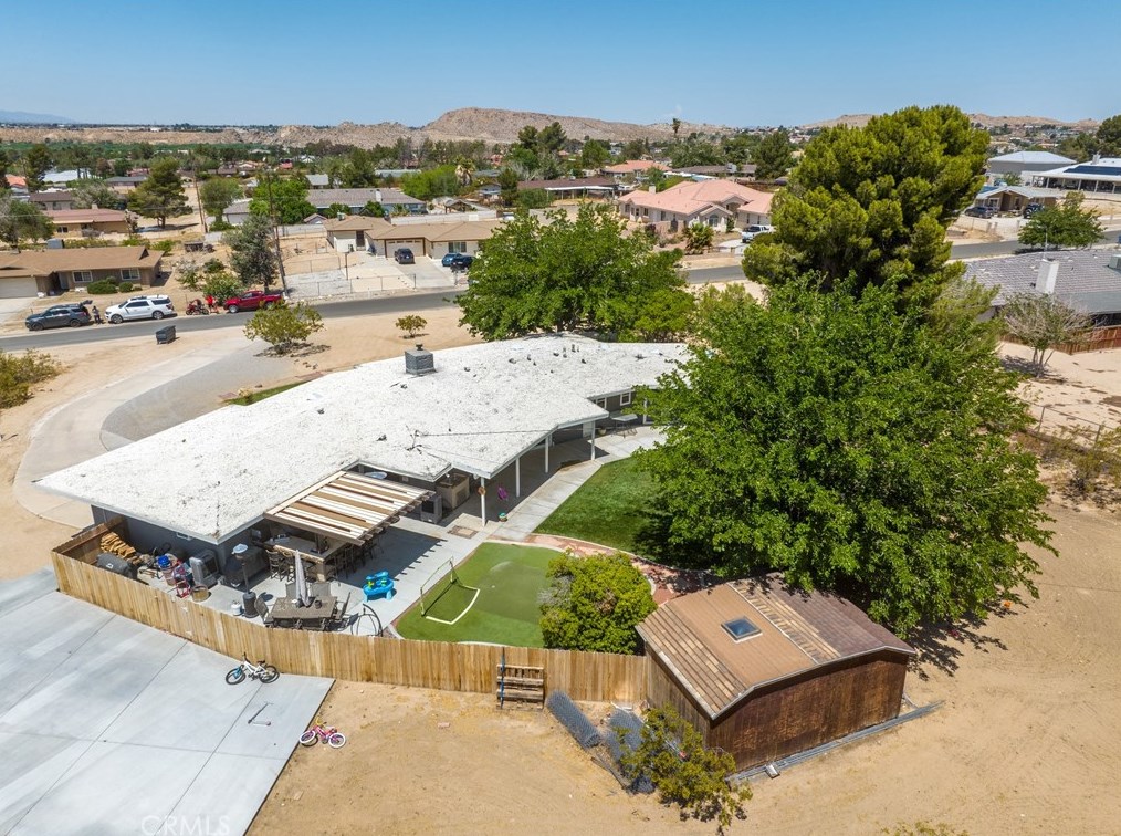 18535 Symeron Rd, Apple Valley, CA 92307-4601