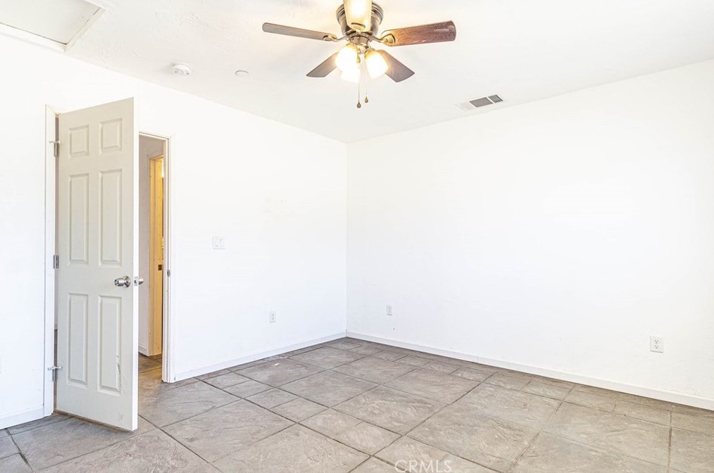 36061 Sage St, Lucerne Valley CA  92356-7730 exterior