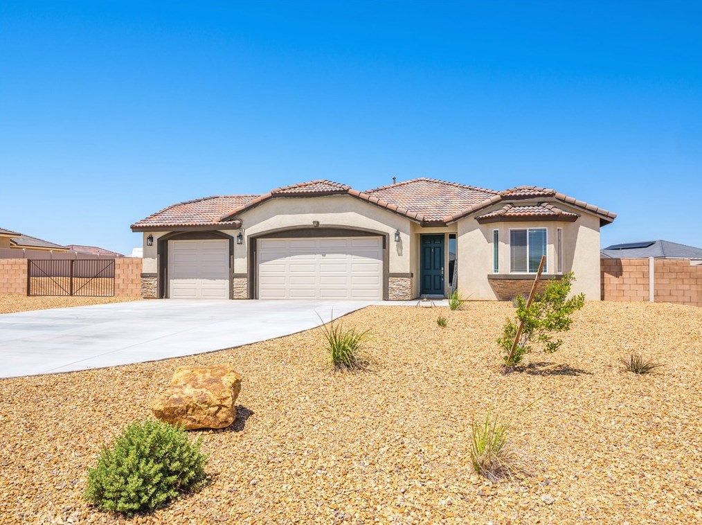 7148 Dayton Ave, Hesperia, CA 92345