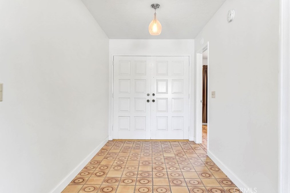 26515 Bluewater Rd, Helendale, CA 92342