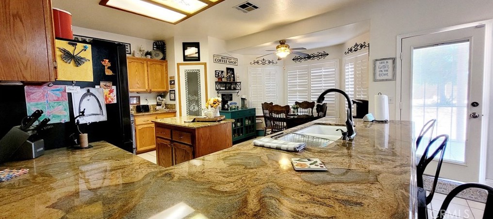 16771 Crockett Ave, Hesperia CA  92345-8818 exterior
