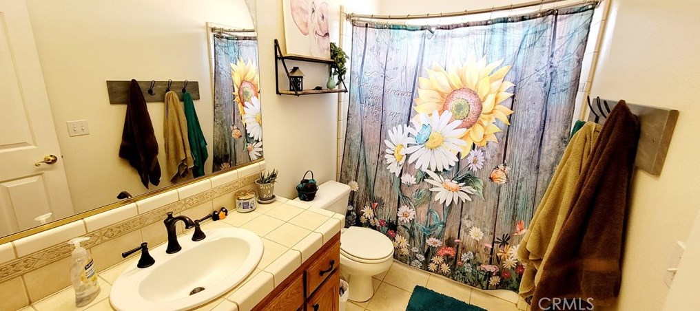 16771 Crockett Ave, Hesperia CA  92345-8818 exterior