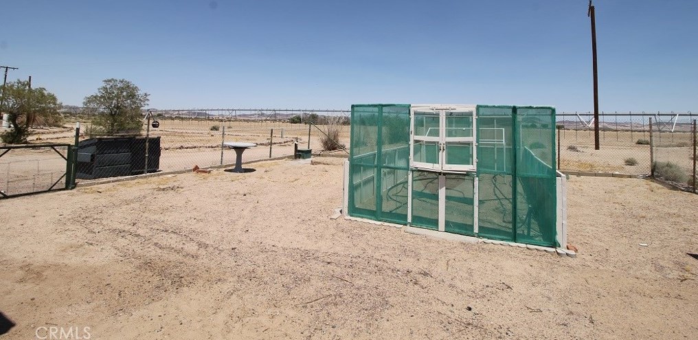 47879 Silver Valley Rd, Newberry Springs CA  92365-9114 exterior
