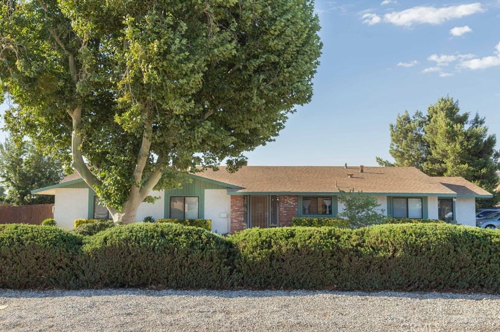 18990 Appaloosa Rd, Apple Valley, CA 92308-6723
