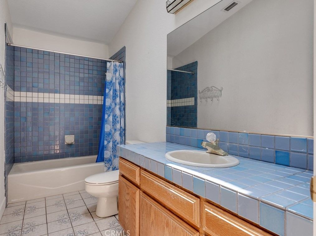 14795 Apple Valley Rd, Apple Valley CA  92307-5105 exterior