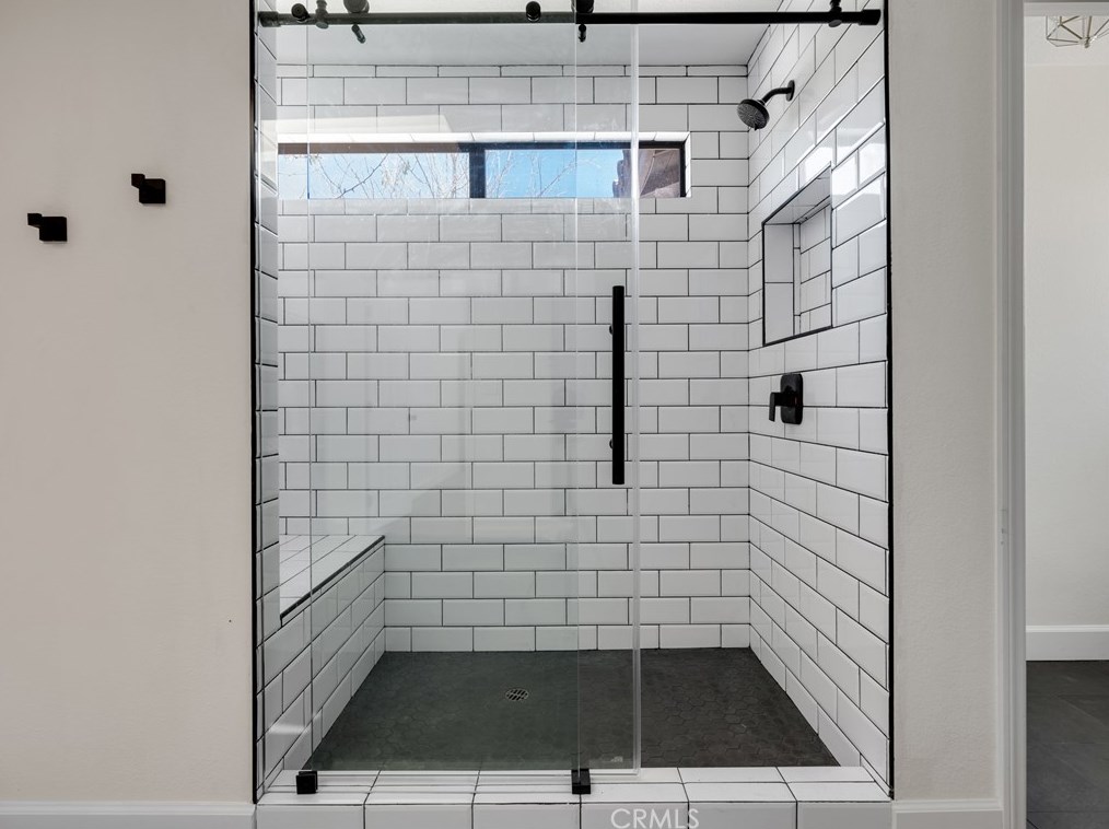 14795 Apple Valley Rd, Apple Valley CA  92307-5105 exterior