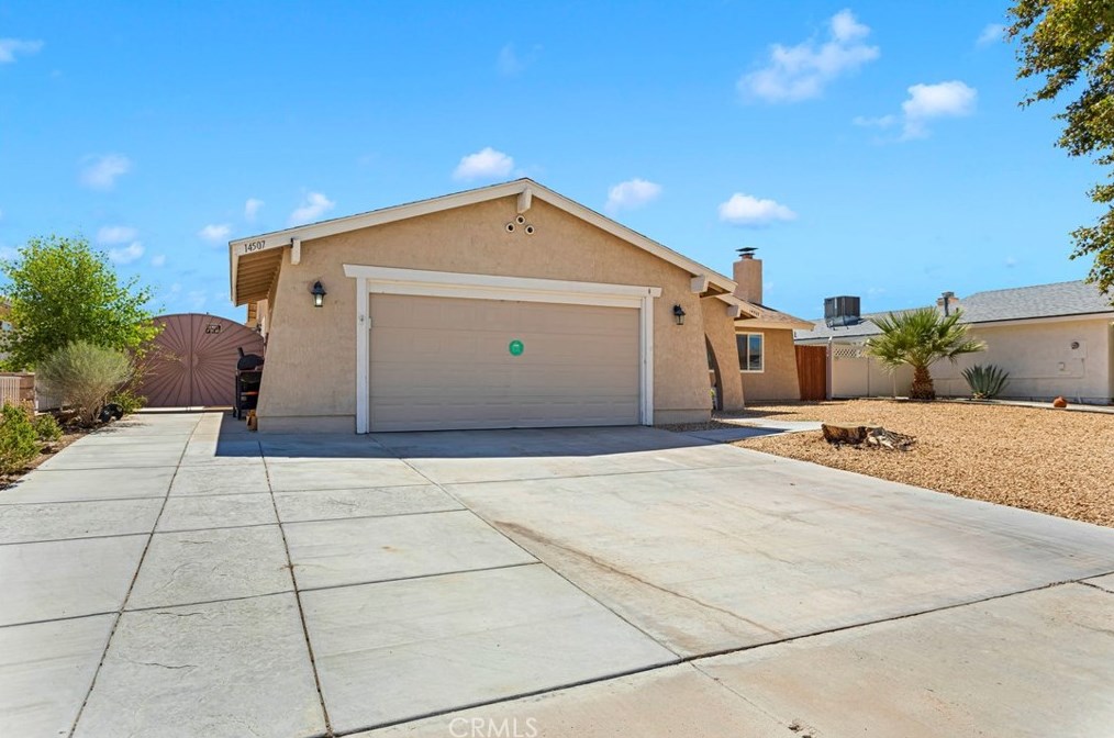 14507 Schooner Dr, Helendale, CA 92342