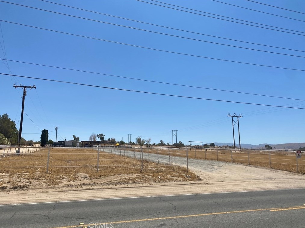 20159 Wisconsin St, Apple Valley, CA 92308-7555