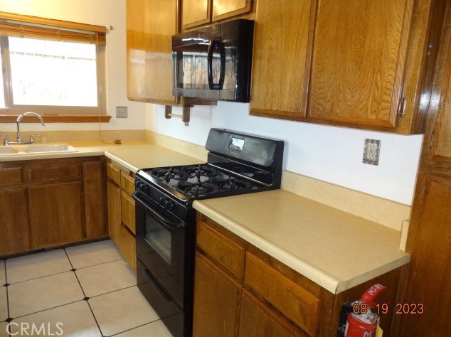 2030 Garnet Ave, Barstow CA  92311-4761 exterior