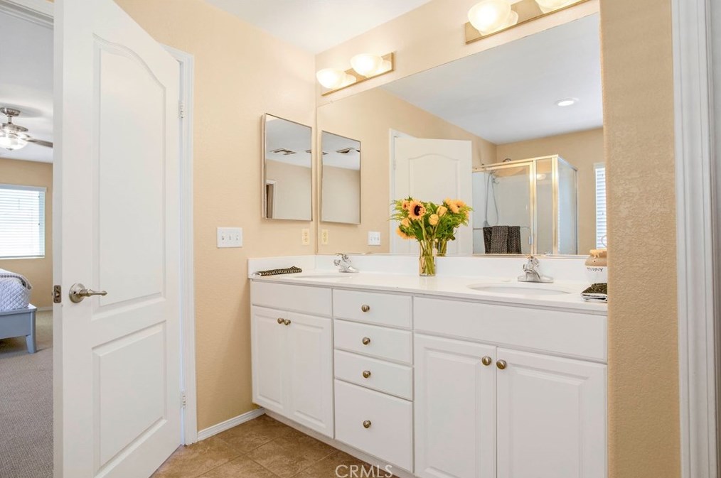 13151 Sunland St, Hesperia CA  92344-9215 exterior