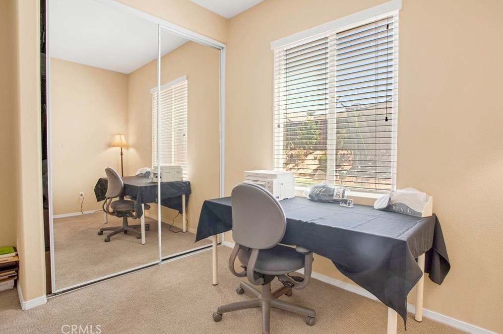 13151 Sunland St, Hesperia CA  92344-9215 exterior