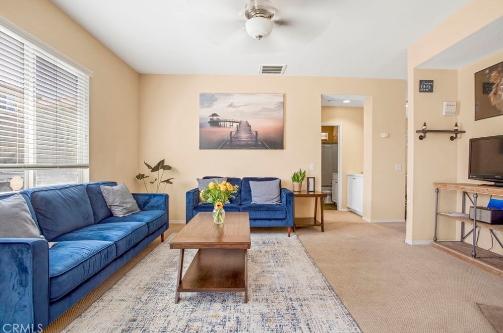 13151 Sunland St, Hesperia CA  92344-9215 exterior