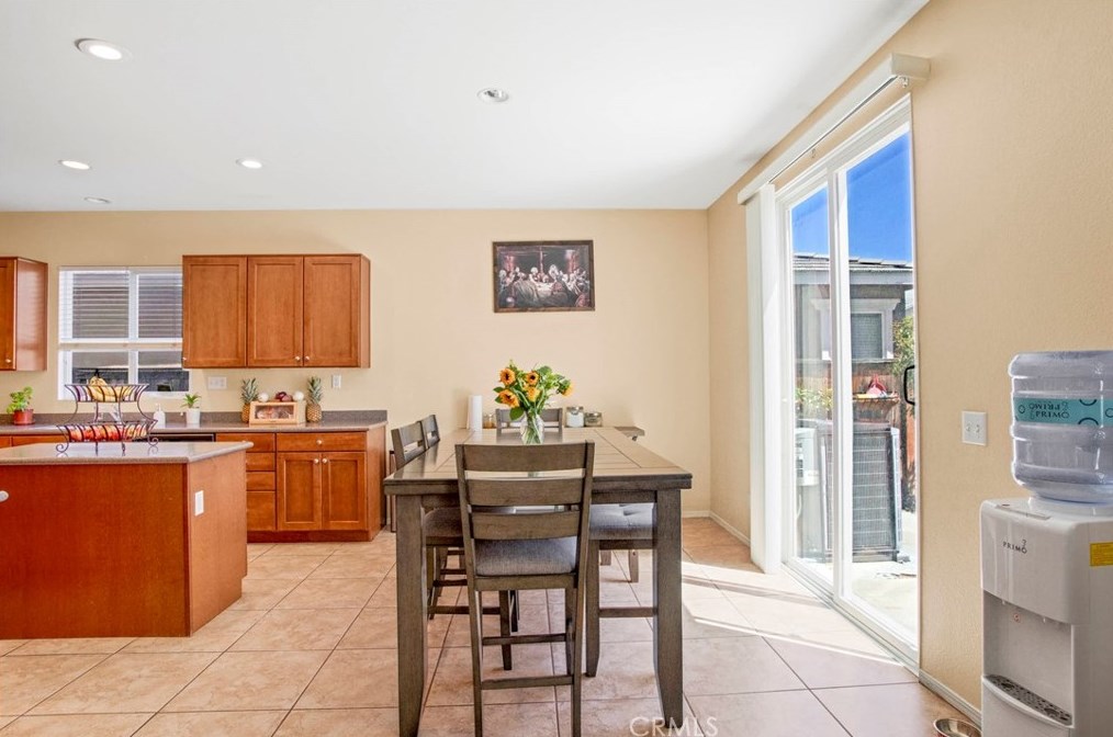 13151 Sunland St, Hesperia CA  92344-9215 exterior