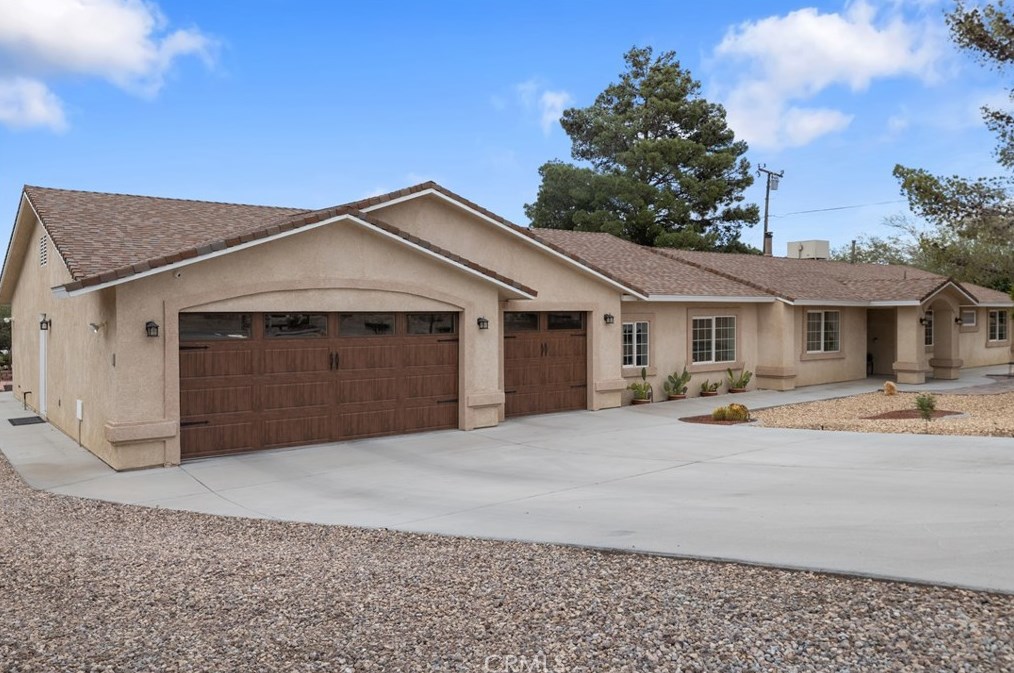 27844 Highview Ave, Barstow, CA 92311-6322