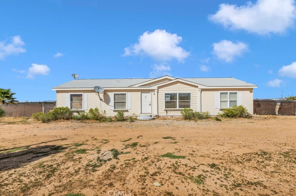 7238 Chevoit Rd, Phelan, CA 92371-9372