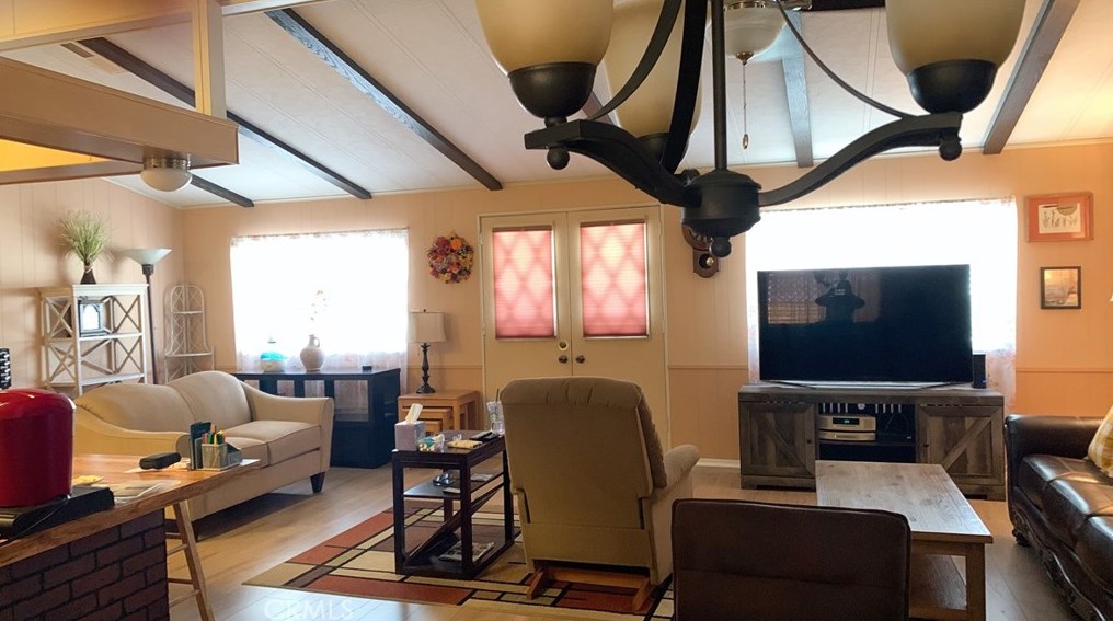 13393 Mariposa Rd #143, Victorville, CA 92395
