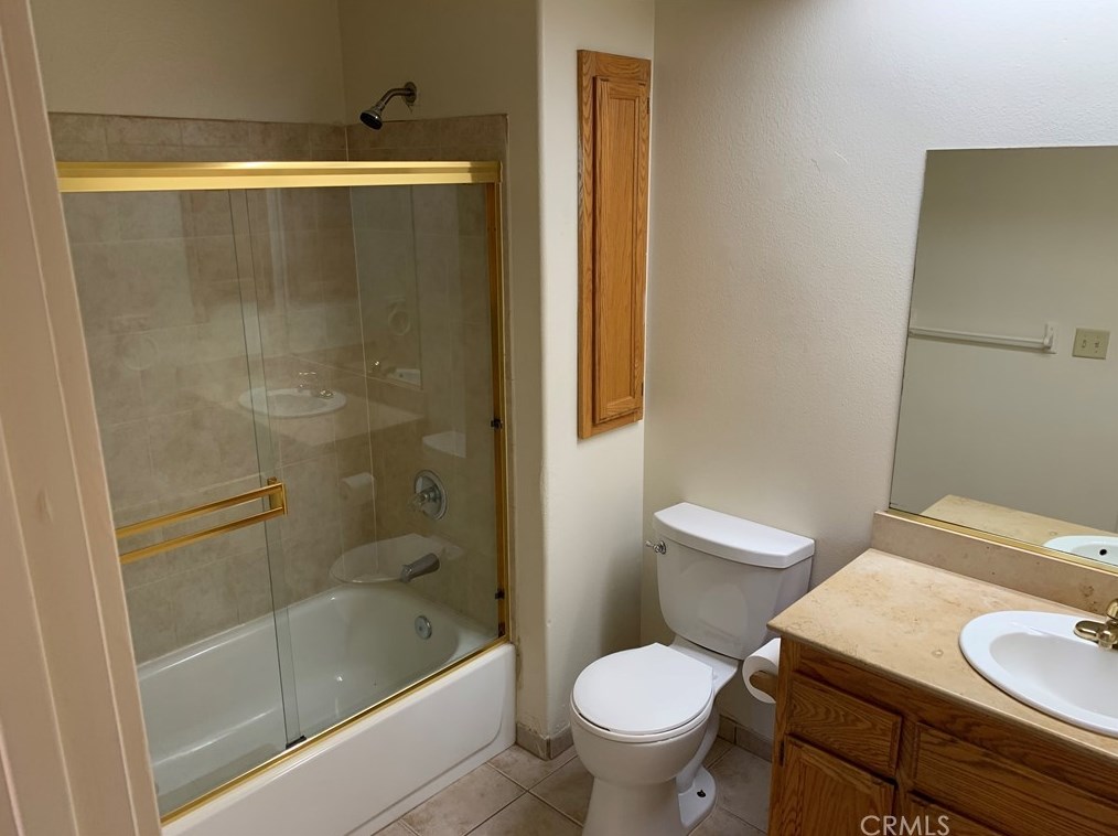 12848 Pawnee Rd, Apple Valley CA  92308-7237 exterior