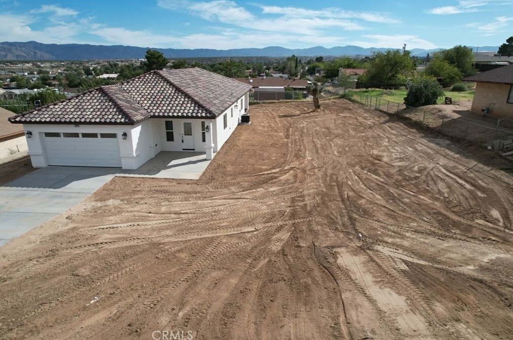 16361 Fremontia St, Hesperia, CA 92345