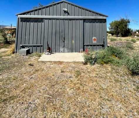 11213 Monte Vista Rd, Phelan, CA 92371-7732