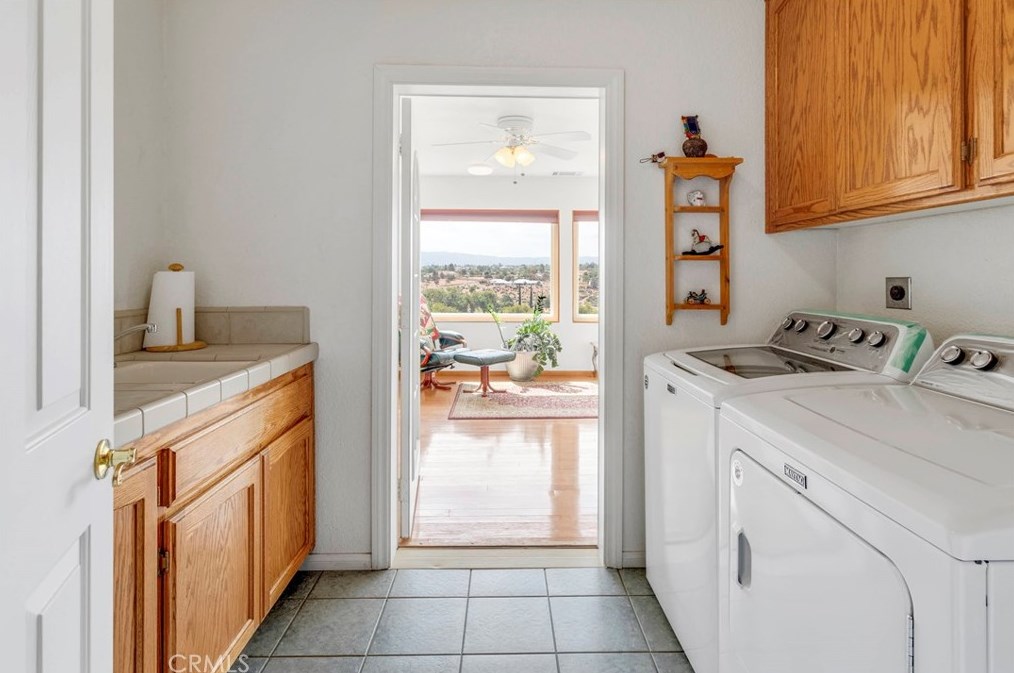 18351 Orange St, Hesperia CA  92345-6632 exterior