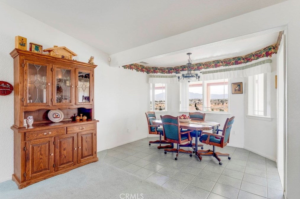 18351 Orange St, Hesperia CA  92345-6632 exterior