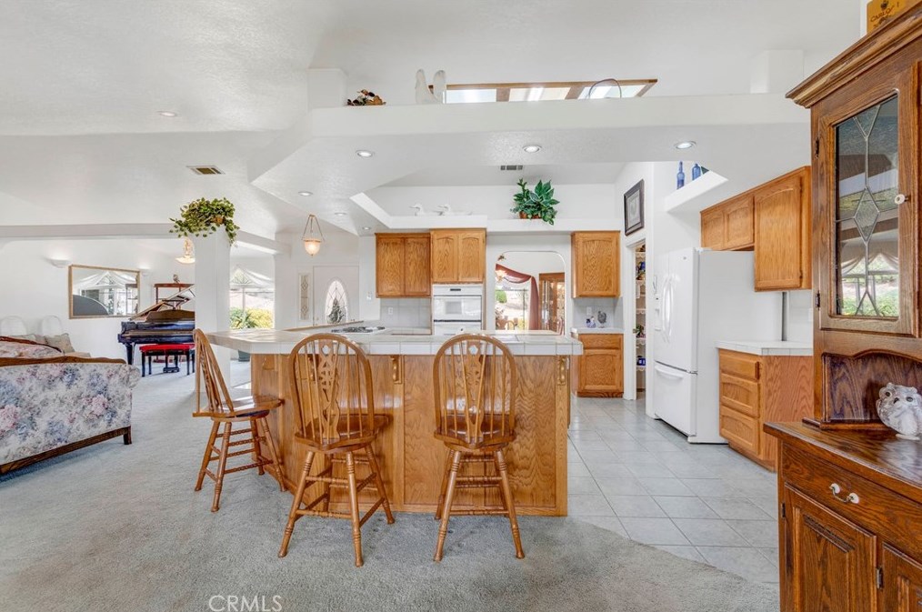 18351 Orange St, Hesperia CA  92345-6632 exterior