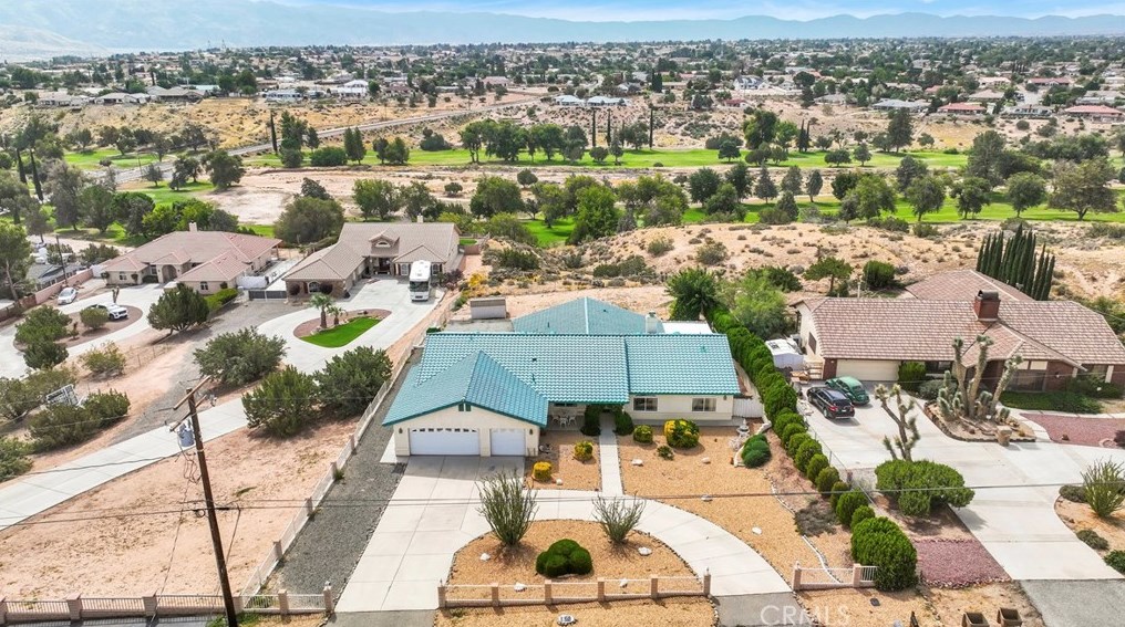 18351 Orange St, Hesperia CA  92345-6632 exterior