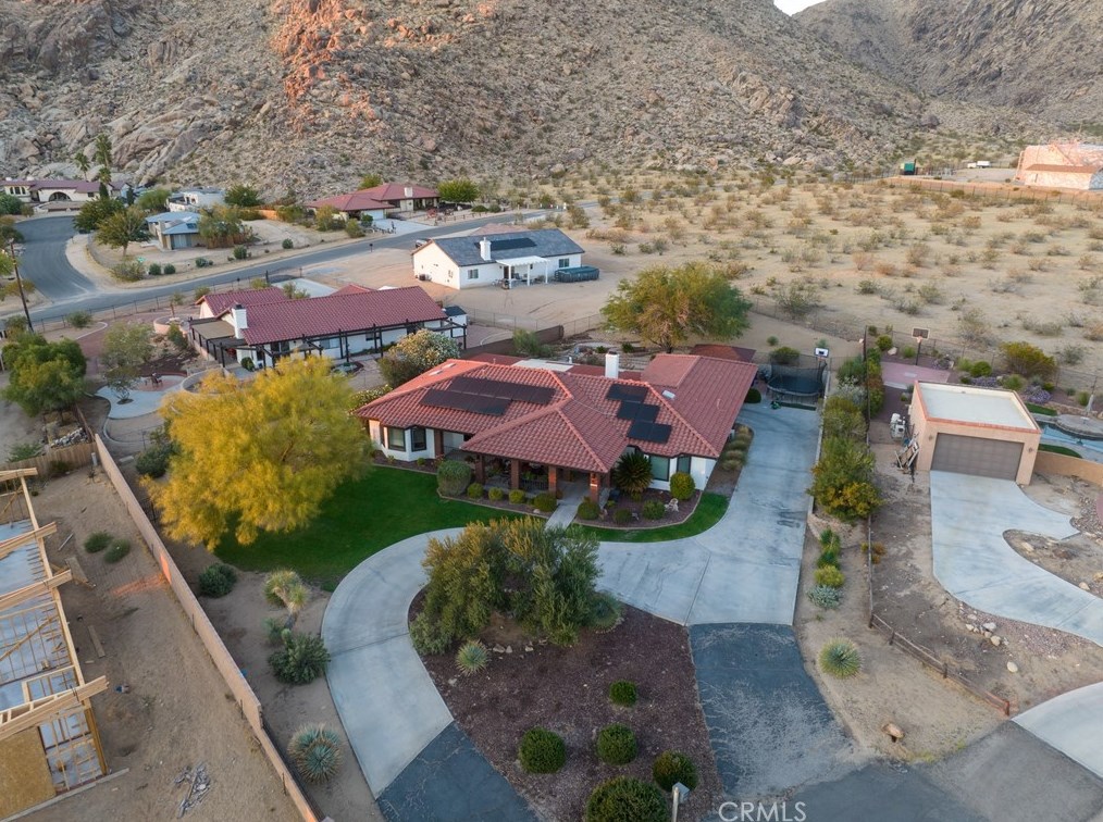 17053 Tiama Rd, Apple Valley, CA 92307-1162