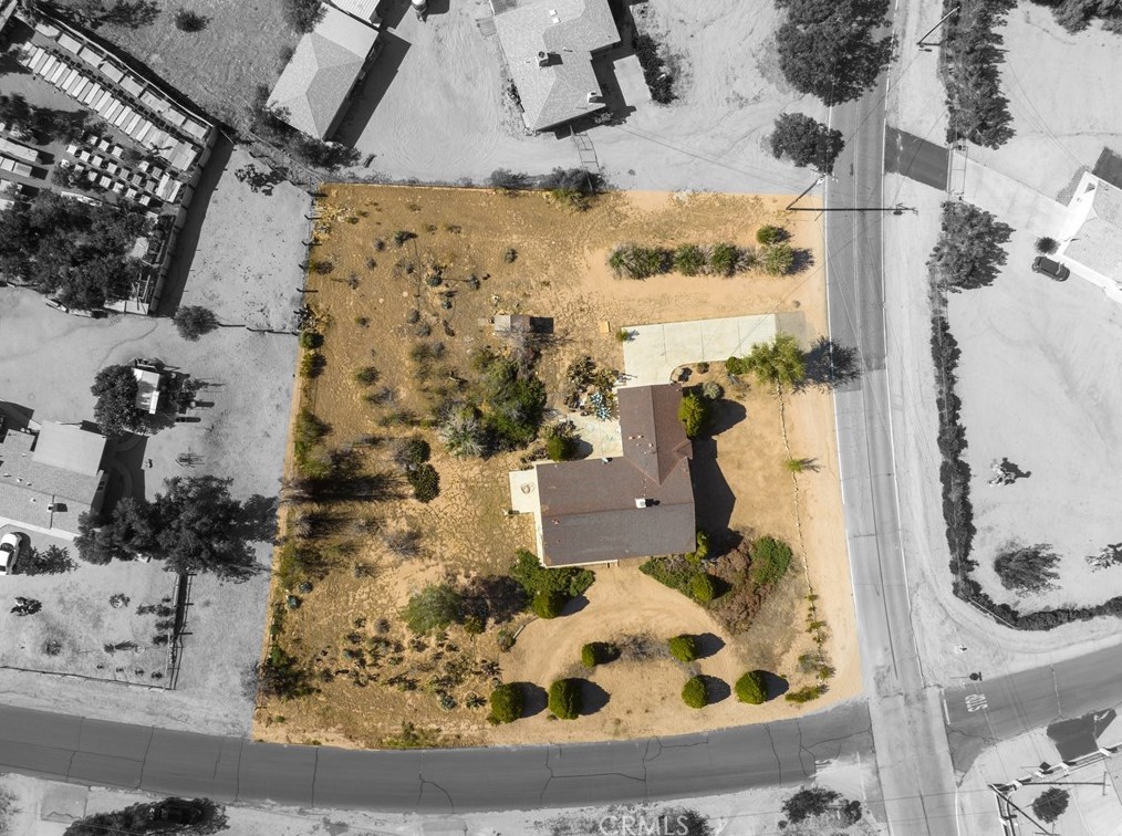 18708 Valencia St, Hesperia, CA 92345