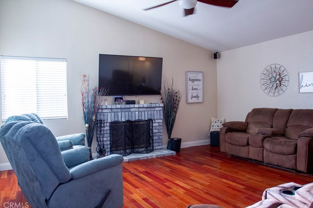 20187 Ochoa Rd, Apple Valley CA  92307-5638 exterior