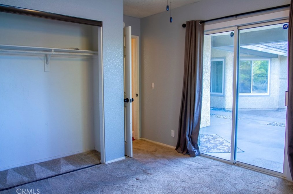 20187 Ochoa Rd, Apple Valley CA  92307-5638 exterior