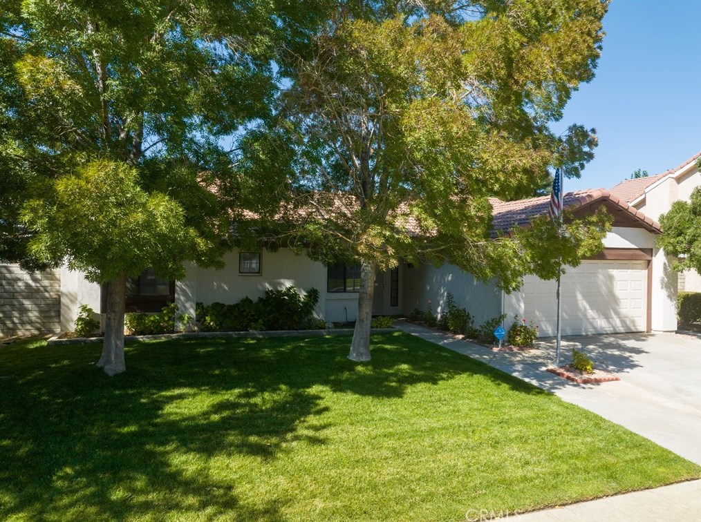37723 Sweetbrush St, Palmdale, CA 93552-3838