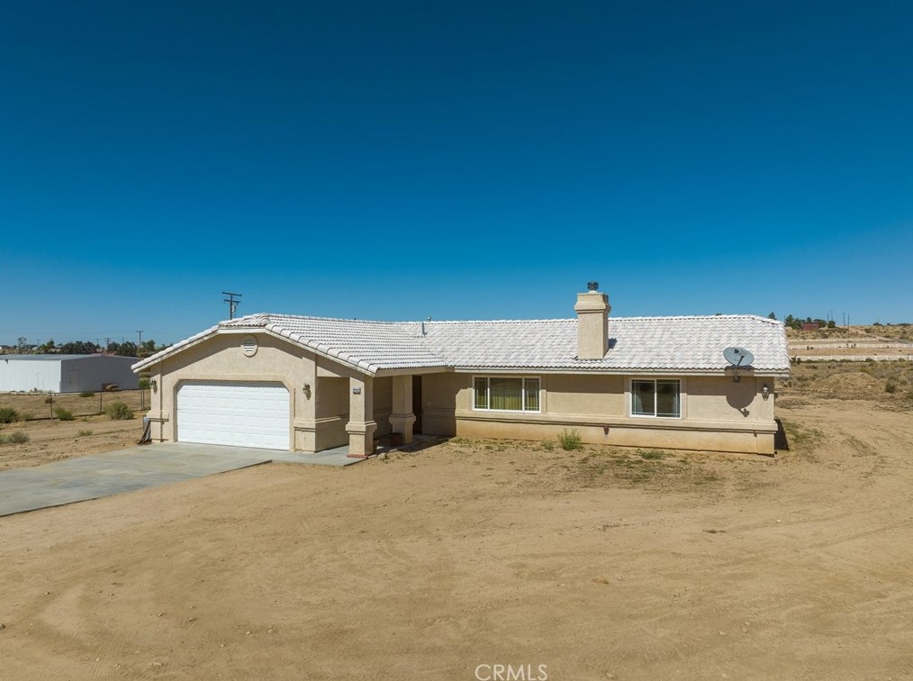 22732 Rancho St, Apple Valley, CA 92308