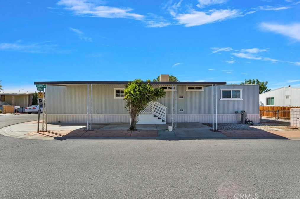 15252 Seneca Rd #100, Victorville, CA 92392