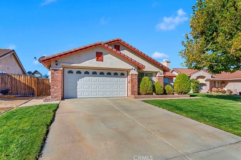 14345 Stone Creek Trl, Hesperia, CA 92344-8470
