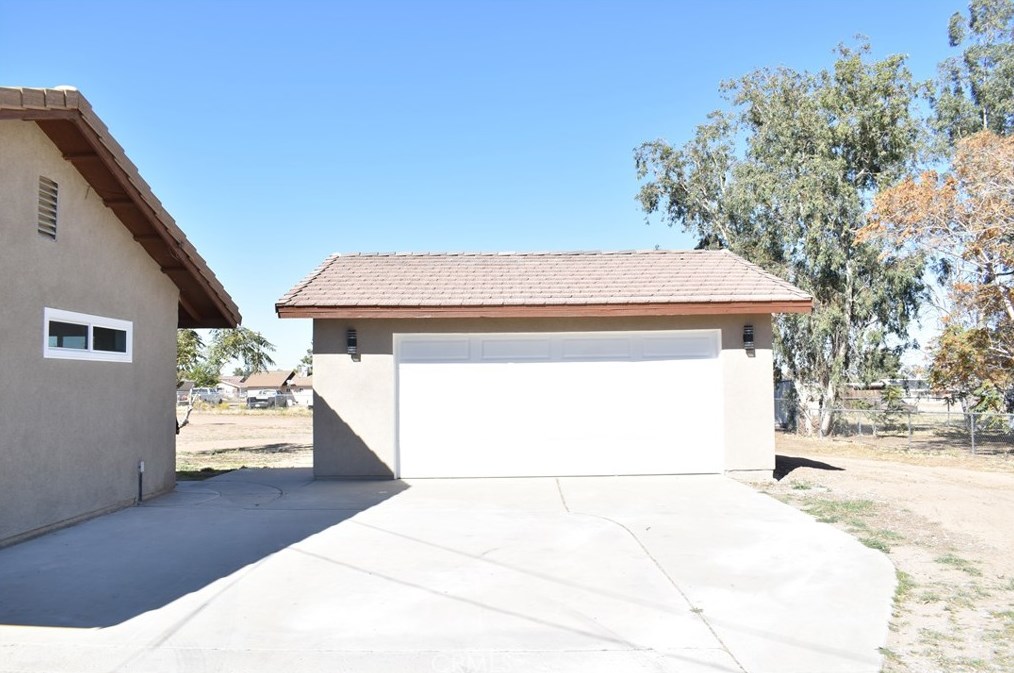 15000 Cactus St, Hesperia, CA 92345