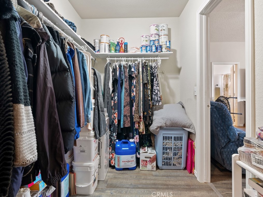 9856 Arroyo Ave, Hesperia CA  92345-2905 exterior