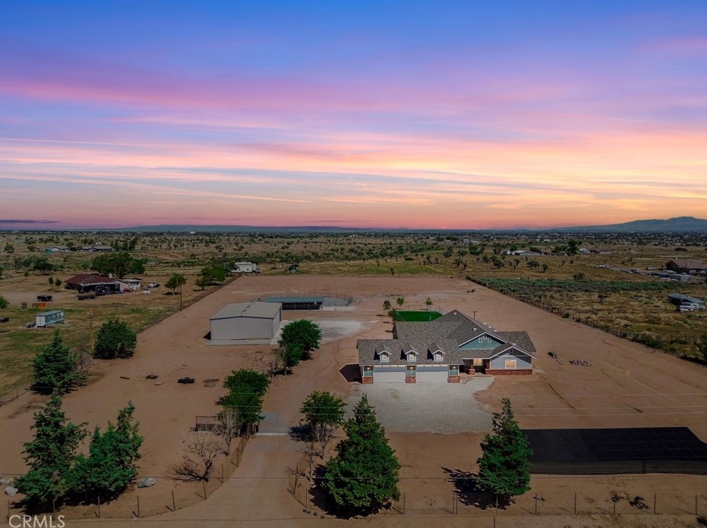 9378 Muscatel Rd, Phelan, CA 92371