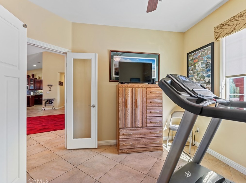 9542 Candlelight St, Apple Valley CA  92308-8615 exterior