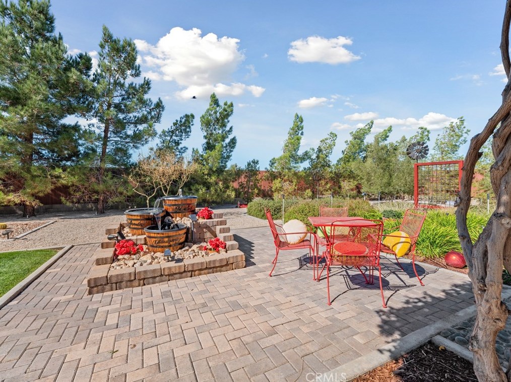 9542 Candlelight St, Apple Valley CA  92308-8615 exterior