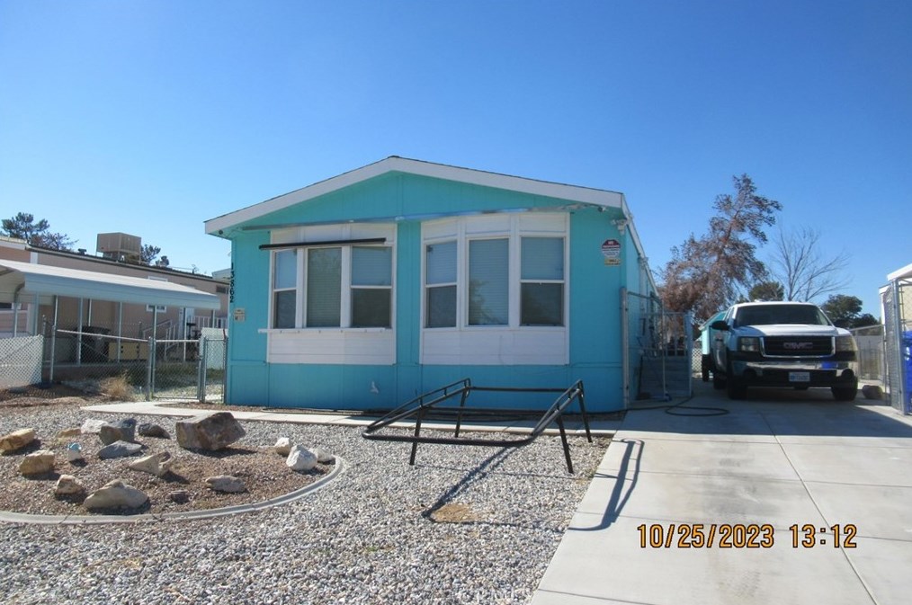 13862 Trinidad Dr, Victorville, CA 92395