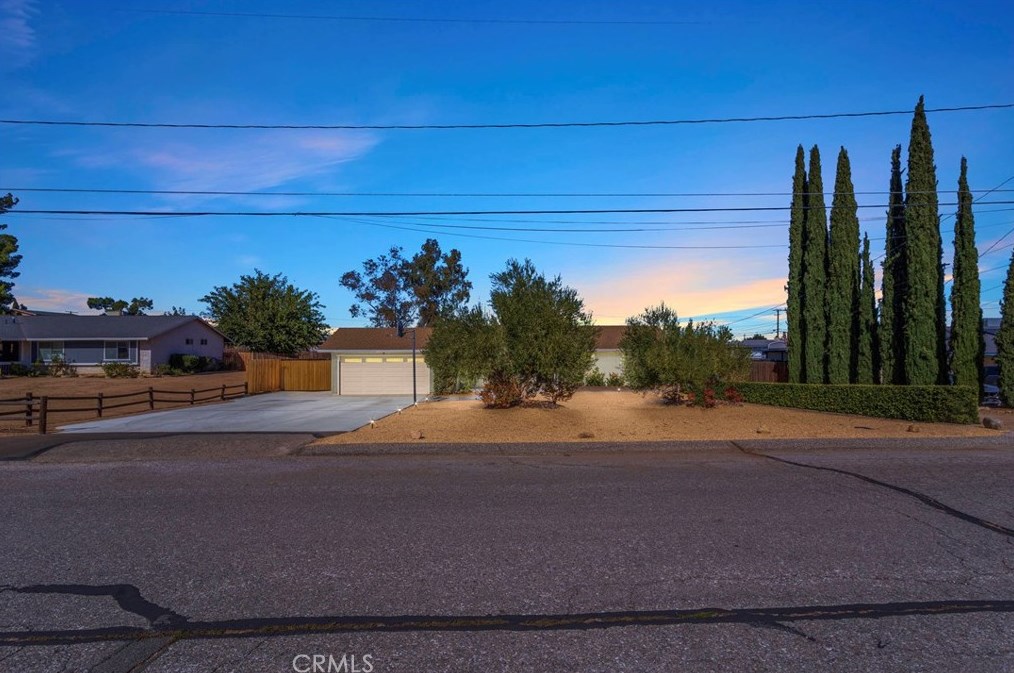 16550 Sage St, Hesperia, CA 92345