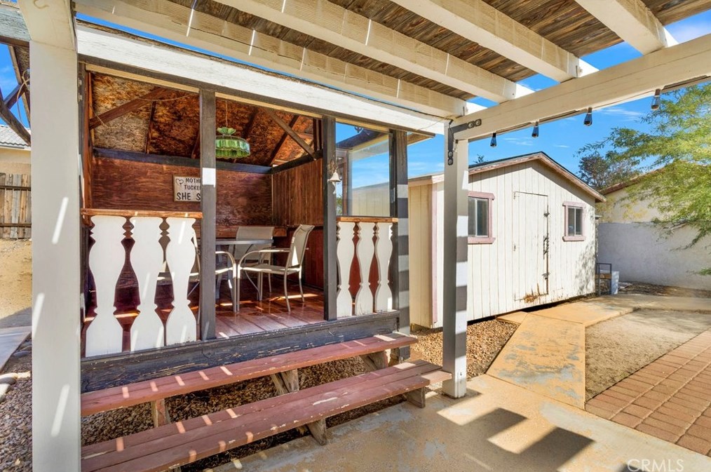 16191 Tude Rd, Apple Valley CA  92307-1248 exterior