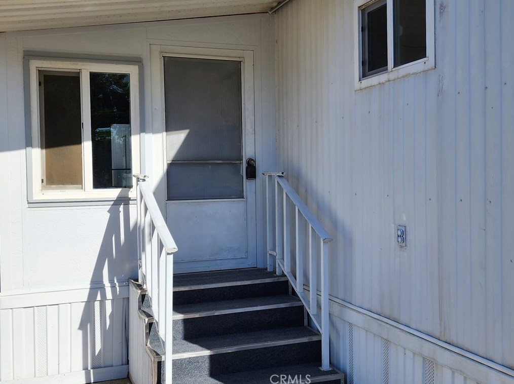 15940 Stoddard Wells Rd #4, Victorville, CA 92395