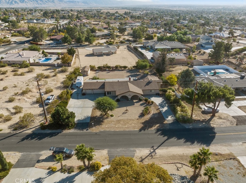 19435 Seneca Rd, Apple Valley, CA 92307